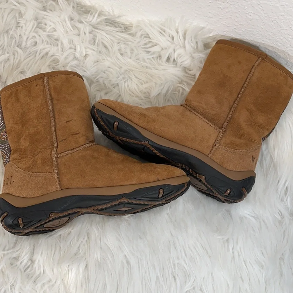 Warmbat Australia Warm and Comfy Brown Boots - Picture 6 of 11